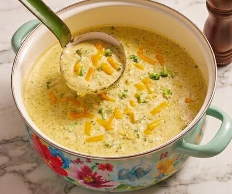 Pioneer Woman Broccoli Cheese Soup