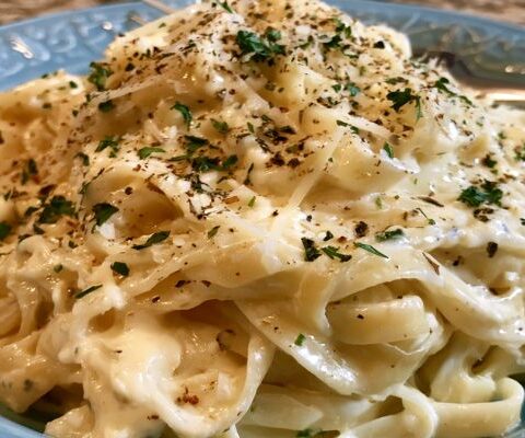 Pioneer Woman Fettuccine Alfredo