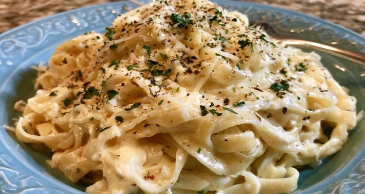 Pioneer Woman Fettuccine Alfredo